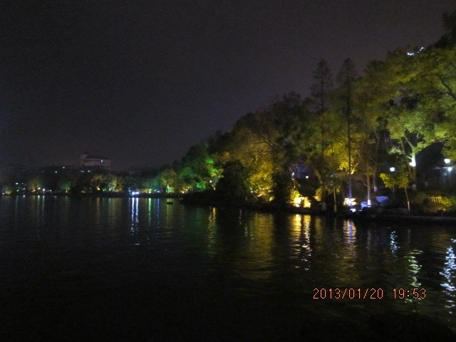 桂林夜景小游，只可惜相机垃圾，技术也不过关，照的不好看329 / 作者:←￠华◥眚☆ / 帖子ID:60973