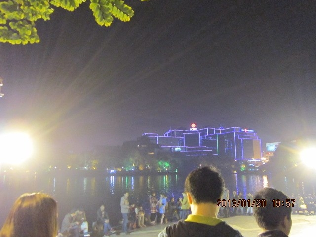 桂林夜景小游，只可惜相机垃圾，技术也不过关，照的不好看879 / 作者:←￠华◥眚☆ / 帖子ID:60973