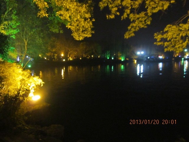 桂林夜景小游，只可惜相机垃圾，技术也不过关，照的不好看890 / 作者:←￠华◥眚☆ / 帖子ID:60973