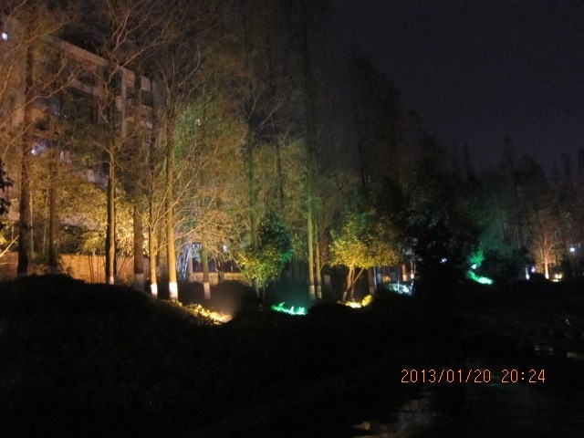 桂林夜景小游，只可惜相机垃圾，技术也不过关，照的不好看646 / 作者:←￠华◥眚☆ / 帖子ID:60973