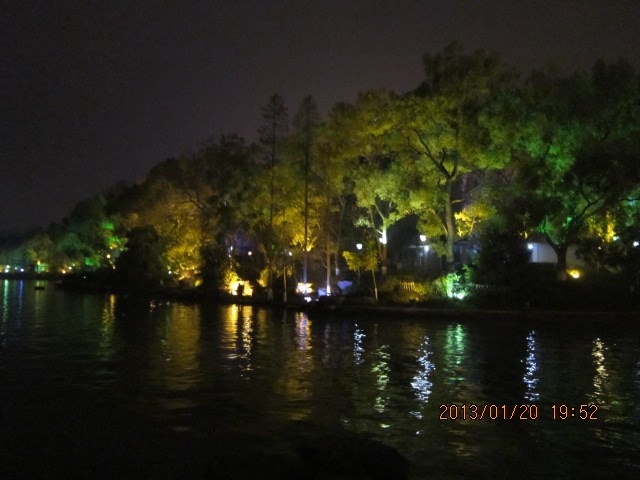 桂林夜景小游，只可惜相机垃圾，技术也不过关，照的不好看643 / 作者:←￠华◥眚☆ / 帖子ID:60973