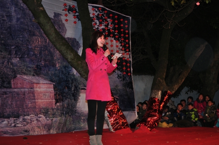 西岭村妇女广场舞文艺团869 / 作者:浅笑静听〆 / 帖子ID:57782