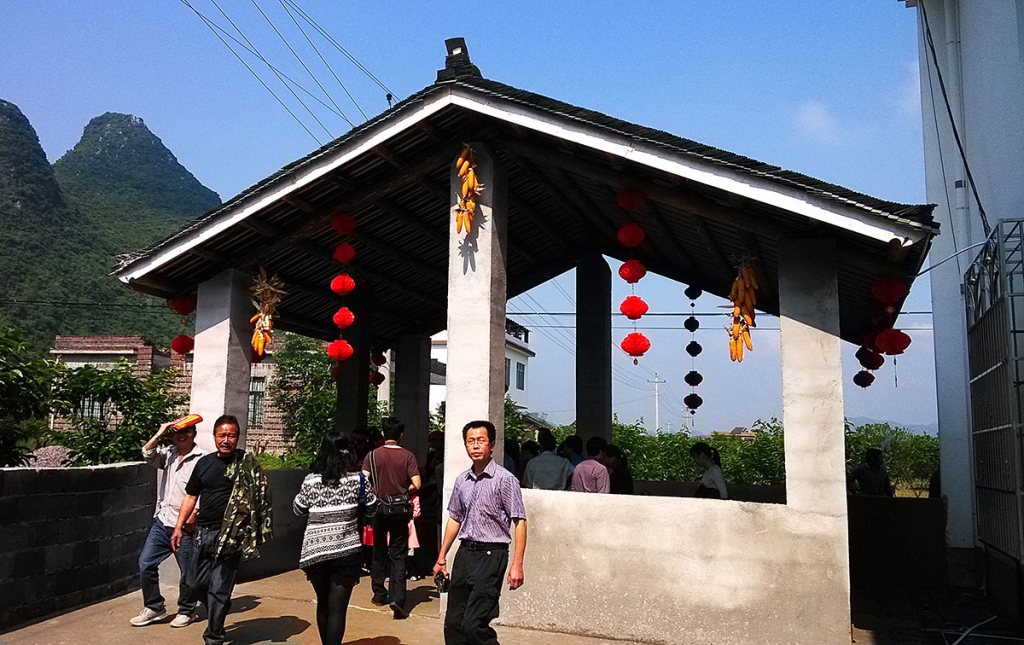 客官，您··这边瞧！！！！（这边风景独好）1 / 作者:狐狸猪 / 帖子ID:101630