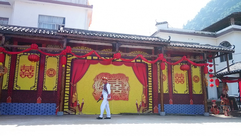 客官，您··这边瞧！！！！（这边风景独好）972 / 作者:狐狸猪 / 帖子ID:101630