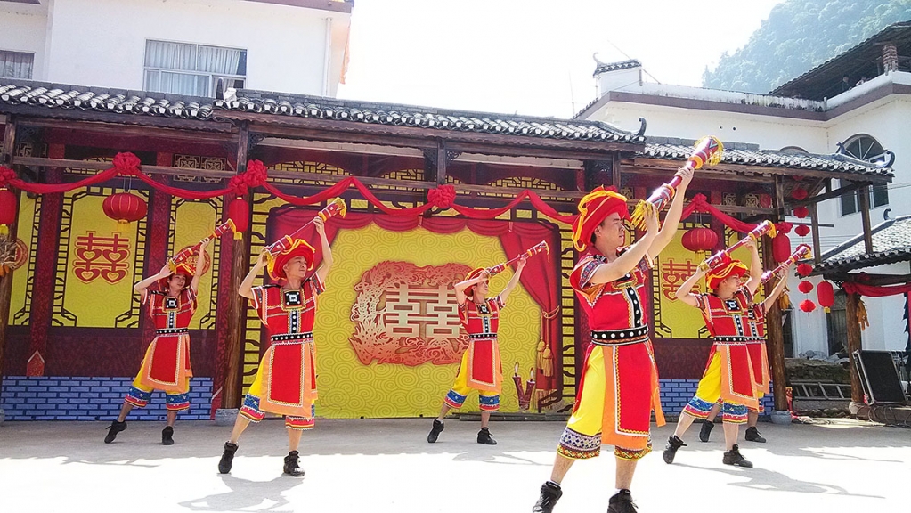 客官，您··这边瞧！！！！（这边风景独好）196 / 作者:狐狸猪 / 帖子ID:101630