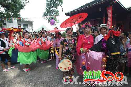 恭城婆王节392 / 作者:我兜兜有糖 / 帖子ID:397