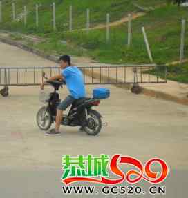 在学校的最后一天~~~~~982 / 作者:小鹏 / 帖子ID:410