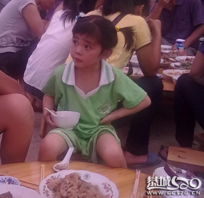 秀秀咱可爱的小外甥170 / 作者:街边小妹 / 帖子ID:662