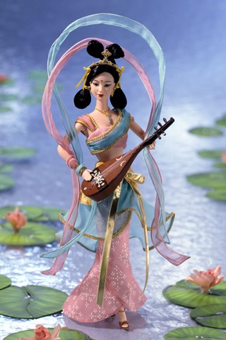 芭比娃娃的十亿双鞋子。8 / 作者:樱桃小丹妮 / 帖子ID:1491