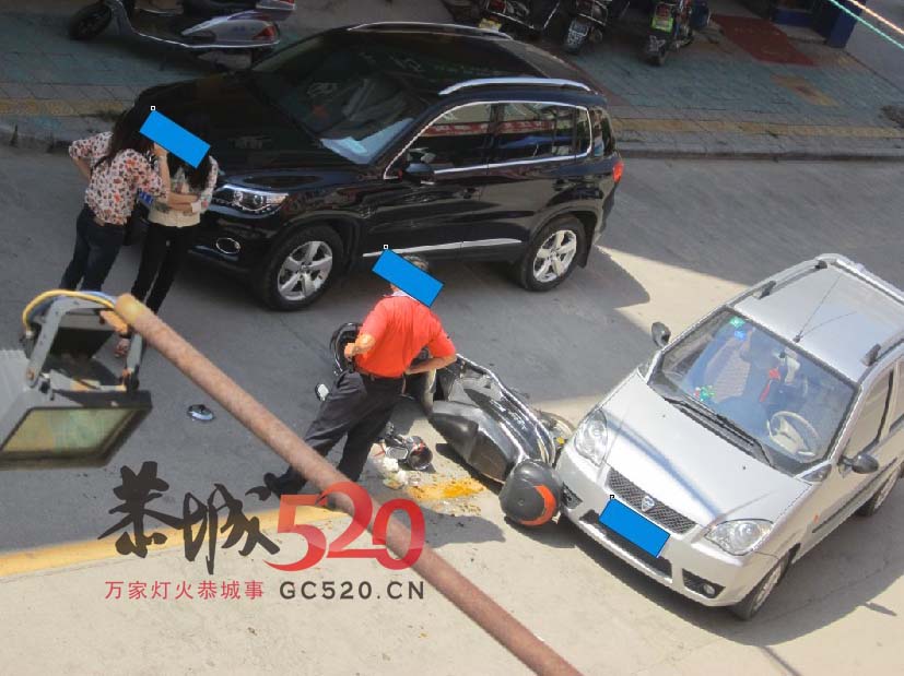 滨江苑又出车祸了 有图有真相!337 / 作者:520记者 / 帖子ID:1762