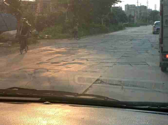 晒晒哪里还有能申报吉尼斯世界纪录史上最烂省道704 / 作者:四渡赤水 / 帖子ID:1793