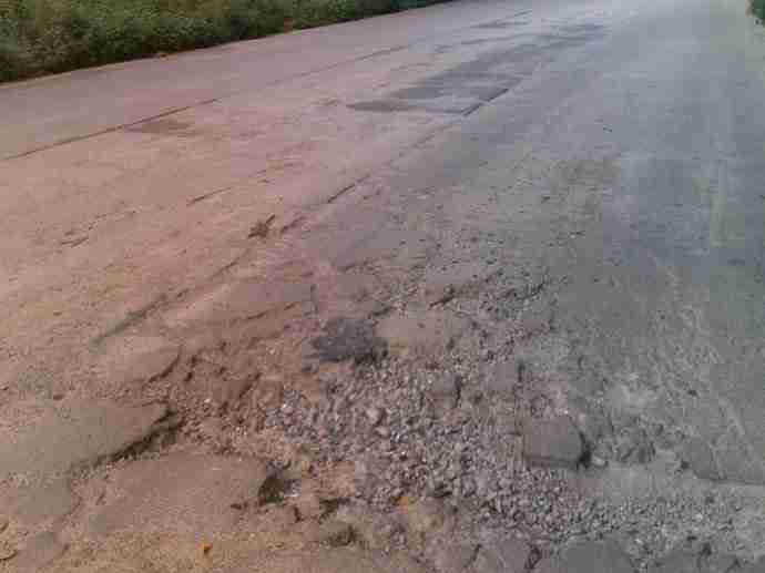 晒晒哪里还有能申报吉尼斯世界纪录史上最烂省道748 / 作者:四渡赤水 / 帖子ID:1793