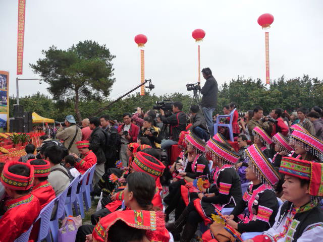 2011第八届恭城月柿节活动直播帖224 / 作者:移不动 / 帖子ID:2451