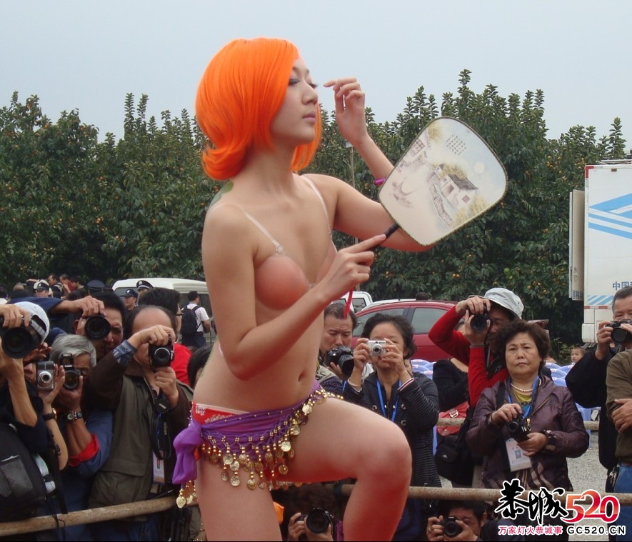 我也发点人体彩绘的PP977 / 作者:1587804YYYY / 帖子ID:2552