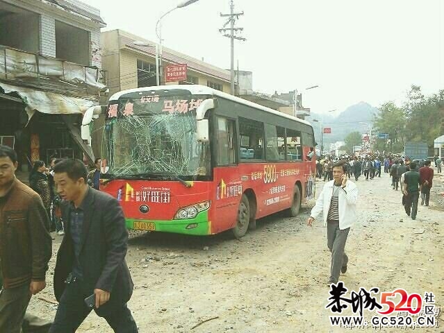 72吨炸药爆炸死伤数百人445 / 作者:四渡赤水 / 帖子ID:2699