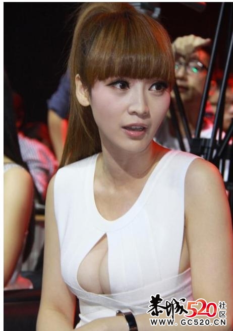 盘点柳岩十大性感爆乳照 内衣下滑当众整理456 / 作者:好男儿当自强 / 帖子ID:2854