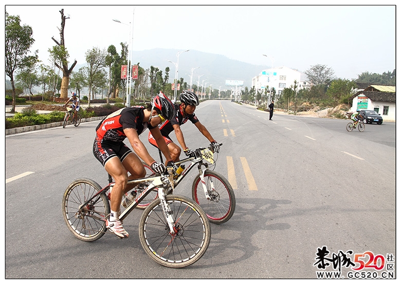 恭城首届山地车的尖端部队78 / 作者:小卷 / 帖子ID:3027