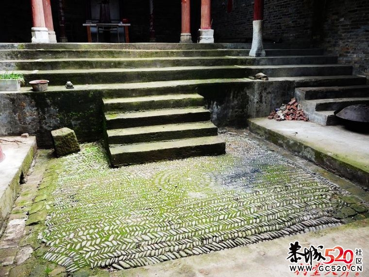 恭城一个急待保护、发掘的古民居和古祠堂。558 / 作者:平安大叔 / 帖子ID:3951