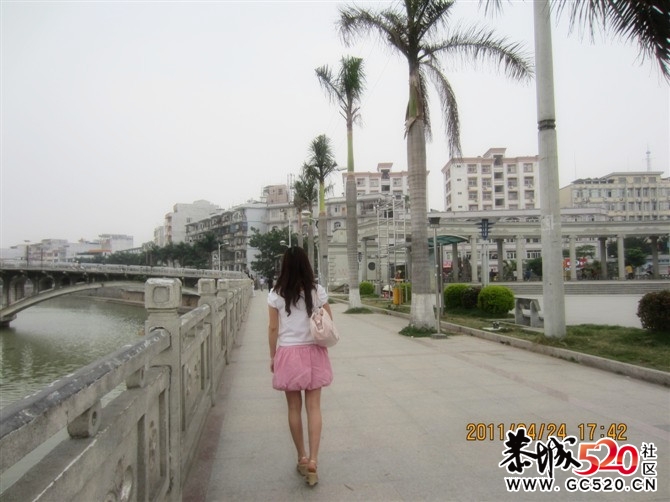 冬至了，还是在他乡552 / 作者:华灯初上 / 帖子ID:6678