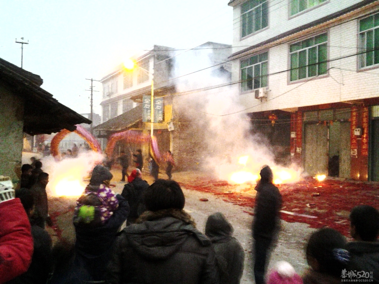 年三十的龙...............31 / 作者:刮刮 / 帖子ID:8777