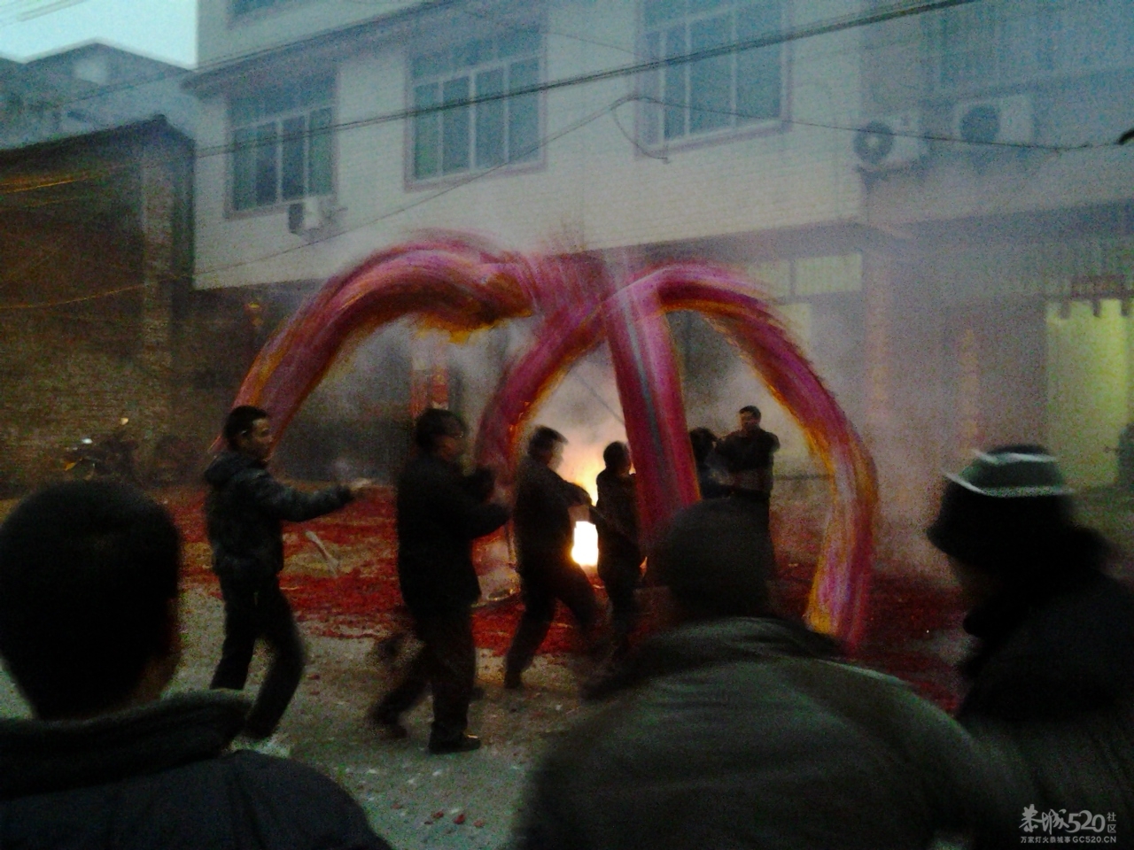 年三十的龙...............22 / 作者:刮刮 / 帖子ID:8777