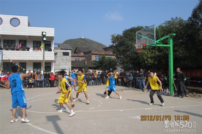 2012年下宋“恒义杯”篮球赛圆满结束，请欣赏比赛精彩照片！798 / 作者:熞蔃棏疲憊 / 帖子ID:9089