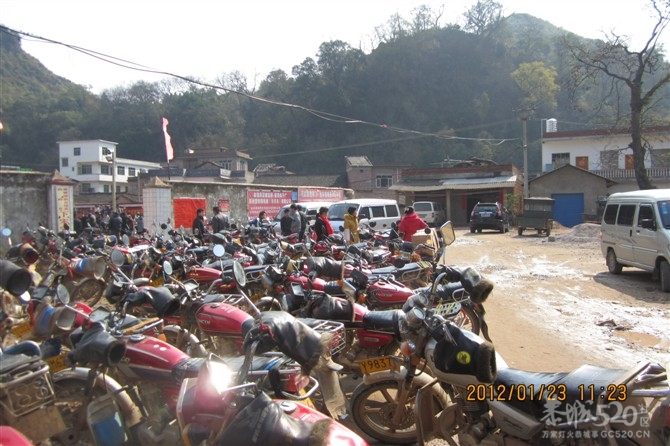 2012年下宋“恒义杯”篮球赛圆满结束，请欣赏比赛精彩照片！444 / 作者:熞蔃棏疲憊 / 帖子ID:9089