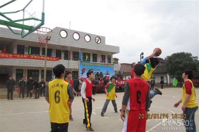 2012年下宋“恒义杯”篮球赛圆满结束，请欣赏比赛精彩照片！111 / 作者:熞蔃棏疲憊 / 帖子ID:9089