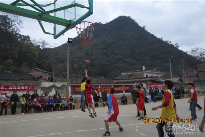 2012年下宋“恒义杯”篮球赛圆满结束，请欣赏比赛精彩照片！477 / 作者:熞蔃棏疲憊 / 帖子ID:9089
