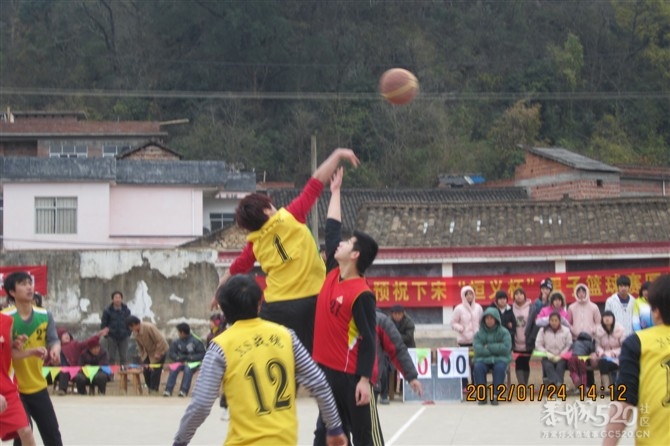 2012年下宋“恒义杯”篮球赛圆满结束，请欣赏比赛精彩照片！250 / 作者:熞蔃棏疲憊 / 帖子ID:9089