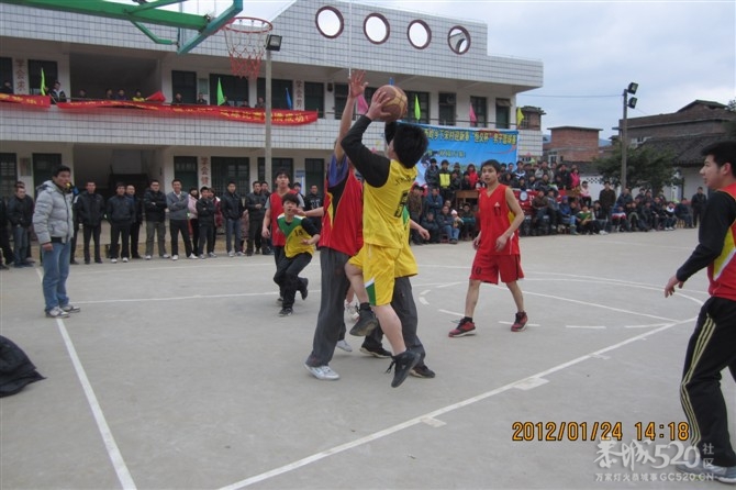 2012年下宋“恒义杯”篮球赛圆满结束，请欣赏比赛精彩照片！716 / 作者:熞蔃棏疲憊 / 帖子ID:9089