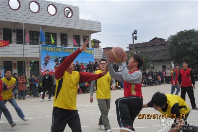 2012年下宋“恒义杯”篮球赛圆满结束，请欣赏比赛精彩照片！760 / 作者:熞蔃棏疲憊 / 帖子ID:9089