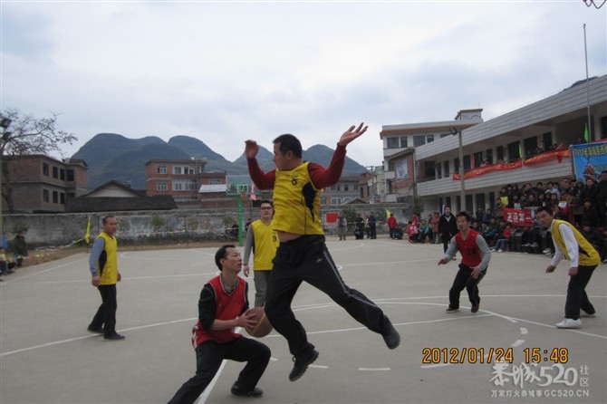 2012年下宋“恒义杯”篮球赛圆满结束，请欣赏比赛精彩照片！816 / 作者:熞蔃棏疲憊 / 帖子ID:9089