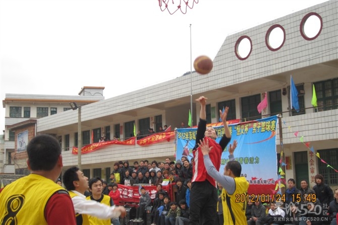 2012年下宋“恒义杯”篮球赛圆满结束，请欣赏比赛精彩照片！330 / 作者:熞蔃棏疲憊 / 帖子ID:9089
