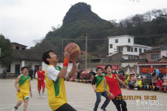 2012年下宋“恒义杯”篮球赛圆满结束，请欣赏比赛精彩照片！283 / 作者:熞蔃棏疲憊 / 帖子ID:9089