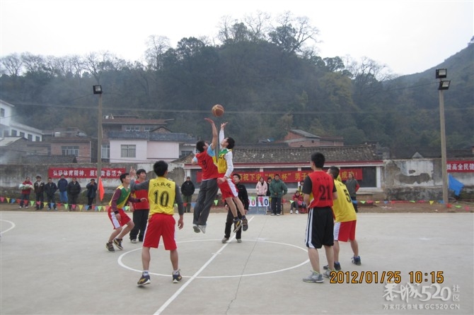 2012年下宋“恒义杯”篮球赛圆满结束，请欣赏比赛精彩照片！112 / 作者:熞蔃棏疲憊 / 帖子ID:9089