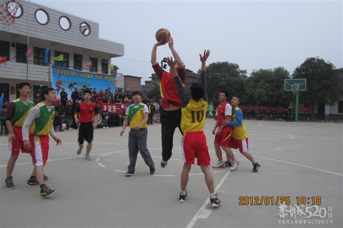 2012年下宋“恒义杯”篮球赛圆满结束，请欣赏比赛精彩照片！438 / 作者:熞蔃棏疲憊 / 帖子ID:9089