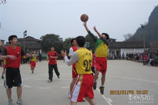 2012年下宋“恒义杯”篮球赛圆满结束，请欣赏比赛精彩照片！84 / 作者:熞蔃棏疲憊 / 帖子ID:9089