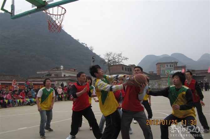 2012年下宋“恒义杯”篮球赛圆满结束，请欣赏比赛精彩照片！143 / 作者:熞蔃棏疲憊 / 帖子ID:9089