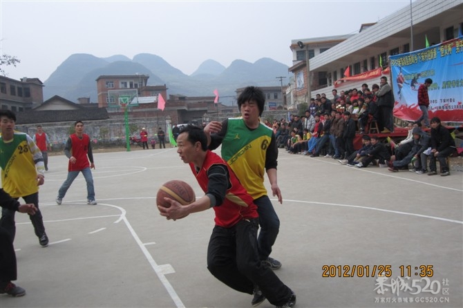 2012年下宋“恒义杯”篮球赛圆满结束，请欣赏比赛精彩照片！324 / 作者:熞蔃棏疲憊 / 帖子ID:9089