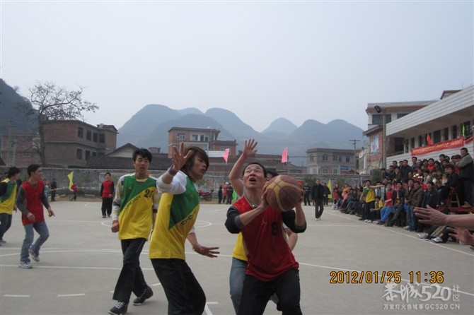 2012年下宋“恒义杯”篮球赛圆满结束，请欣赏比赛精彩照片！192 / 作者:熞蔃棏疲憊 / 帖子ID:9089