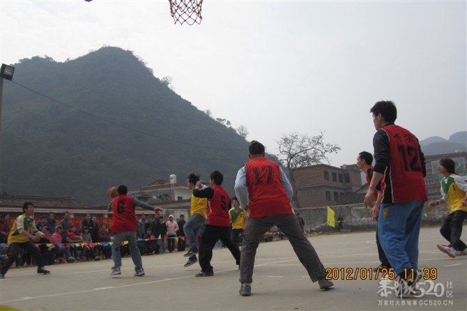 2012年下宋“恒义杯”篮球赛圆满结束，请欣赏比赛精彩照片！511 / 作者:熞蔃棏疲憊 / 帖子ID:9089