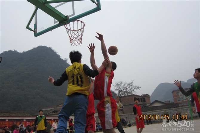 2012年下宋“恒义杯”篮球赛圆满结束，请欣赏比赛精彩照片！57 / 作者:熞蔃棏疲憊 / 帖子ID:9089