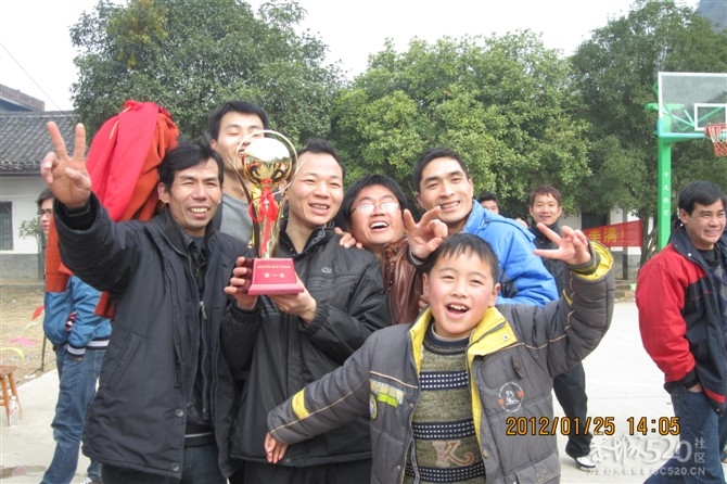 2012年下宋“恒义杯”篮球赛圆满结束，请欣赏比赛精彩照片！26 / 作者:熞蔃棏疲憊 / 帖子ID:9089