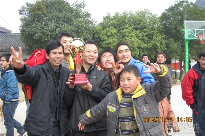 2012年下宋“恒义杯”篮球赛圆满结束，请欣赏比赛精彩照片！42 / 作者:熞蔃棏疲憊 / 帖子ID:9089