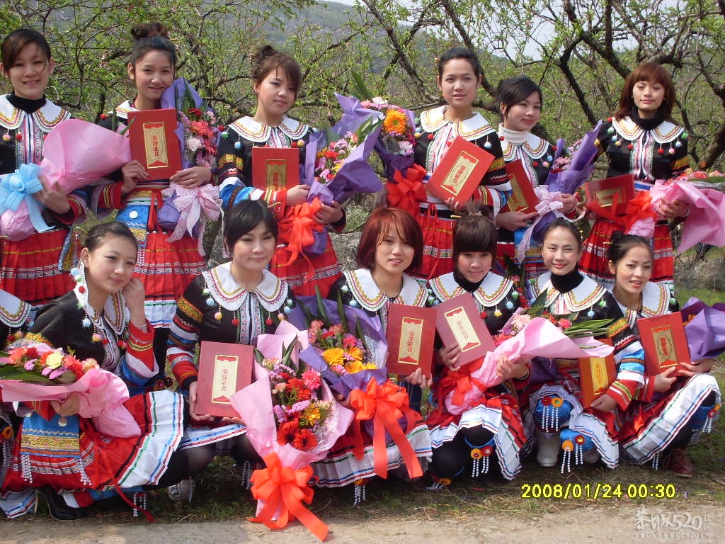 看2008年的桃花节上的桃花仙子659 / 作者:小余C30 / 帖子ID:9531