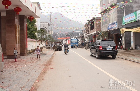 用ACDSee2.0将普通照片整容246 / 作者:请叫我小余。 / 帖子ID:9858