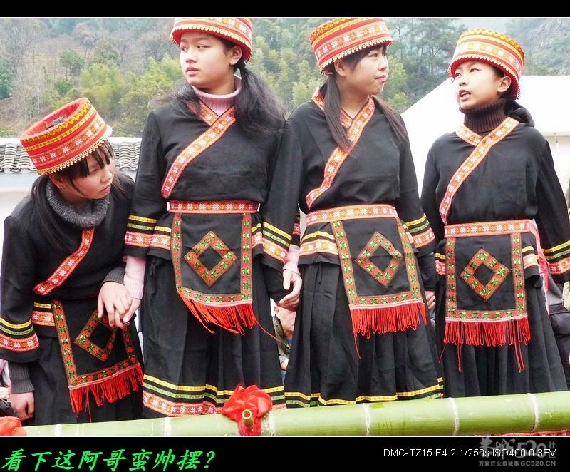 俊妺看帅哥。51 / 作者:平安大叔 / 帖子ID:10568