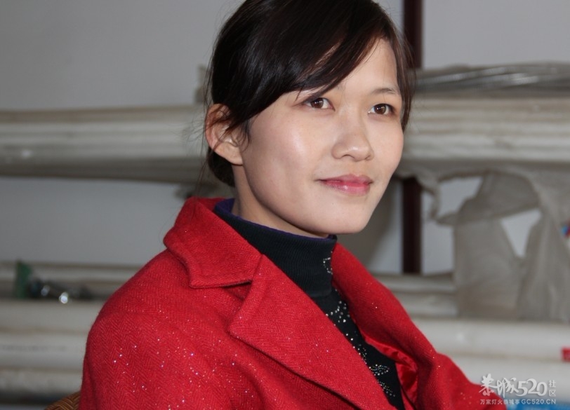 一个美女这样吃东西371 / 作者:鸭子哥 / 帖子ID:11024