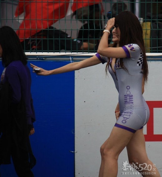 车展模特穿紧身裤14 / 作者:爱的供养 / 帖子ID:11038